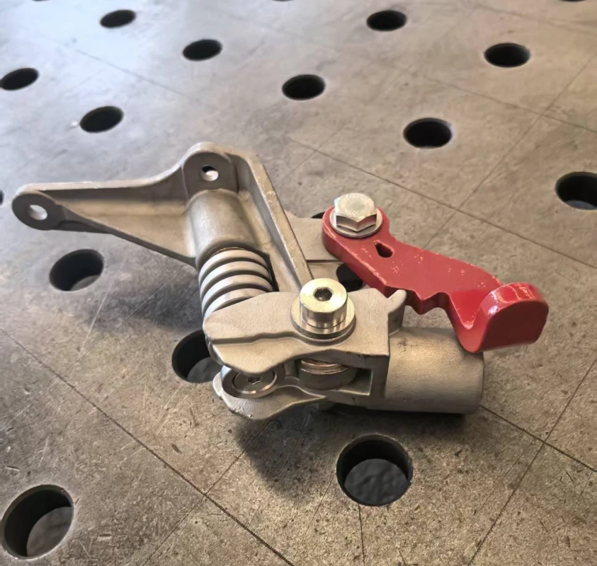 G0015963 Replaceable Compression Assembly With Bend Pawl